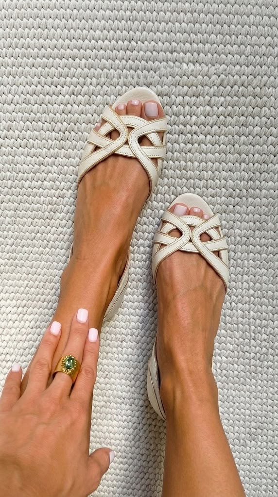 Ruby - Flat Cream Open-Toe Sandals for Summer