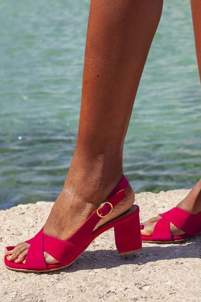 Olivia - Block heel sandals with crossed strap