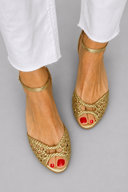 Isadora | Woven Gold Sandals